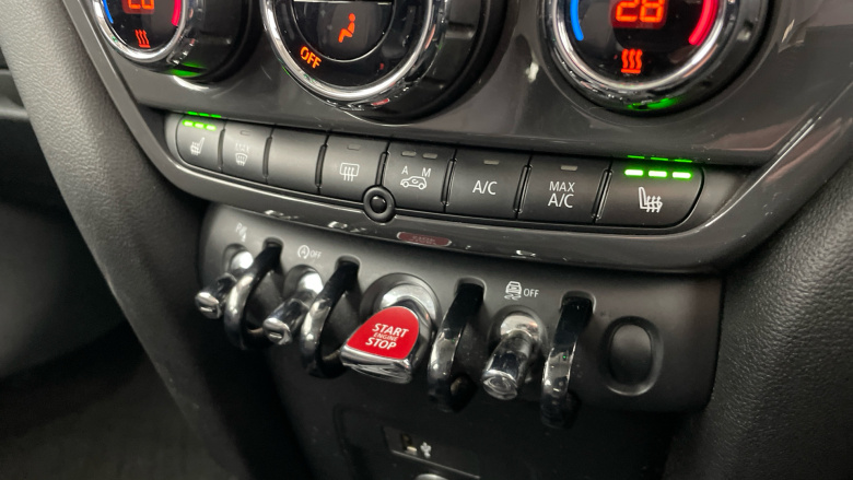 MINI Countryman 1.5 Cooper Classic ALL4 5dr Auto Petrol Hatchback